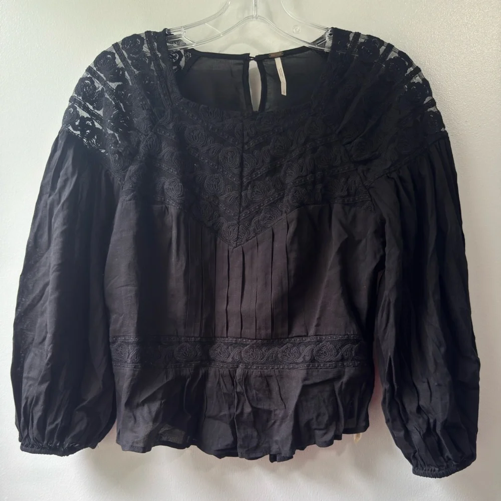 Free People Black Eyelet Top Sz S